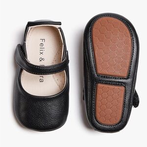 Black Mary Jane shoes